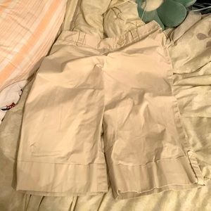 Beige capri shorts pants